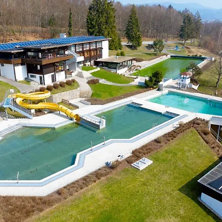 Vakantiehuis Ferienhaus Nr. 23, Typ B, Feriendorf Jagerpark, Bayerischer Wald - #120352 Viechtach